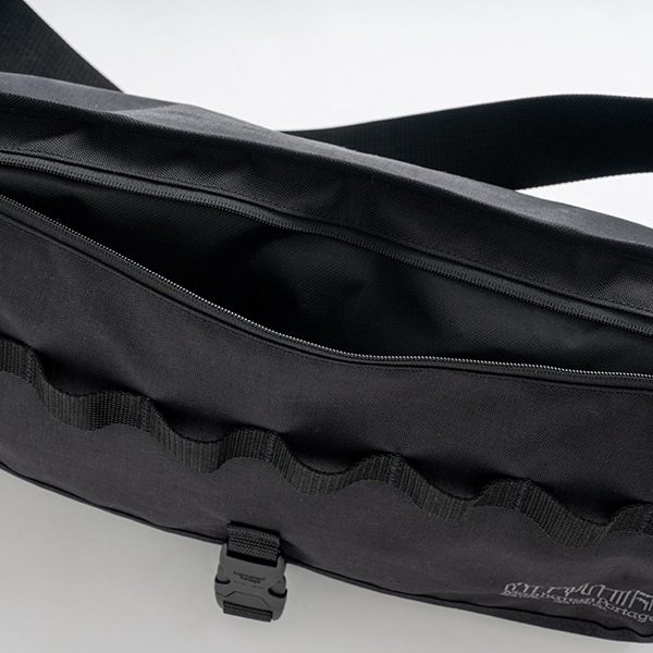 430 : MF MESSENGER BAG L