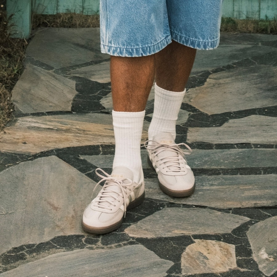 LFYT : LINE BREAK SOCKS