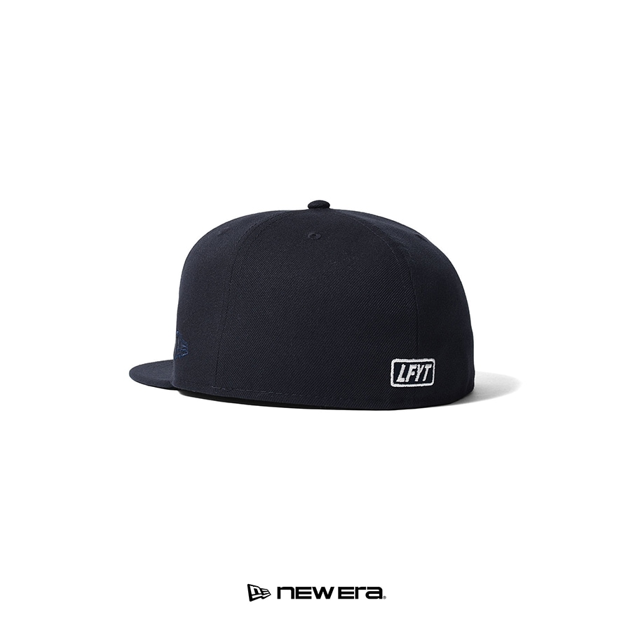 LFYT : LFYT × NEW ERA LF LOGO 59FIFTY FITTED CAP ”EXPLORER”