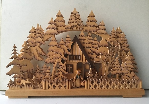 山小屋アーチ型