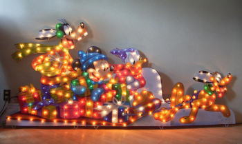 クリスマスイルミネーションディスニーセットその1 ディズニー・クリスマス TDL10年ぶりの新パレードは「トイズ