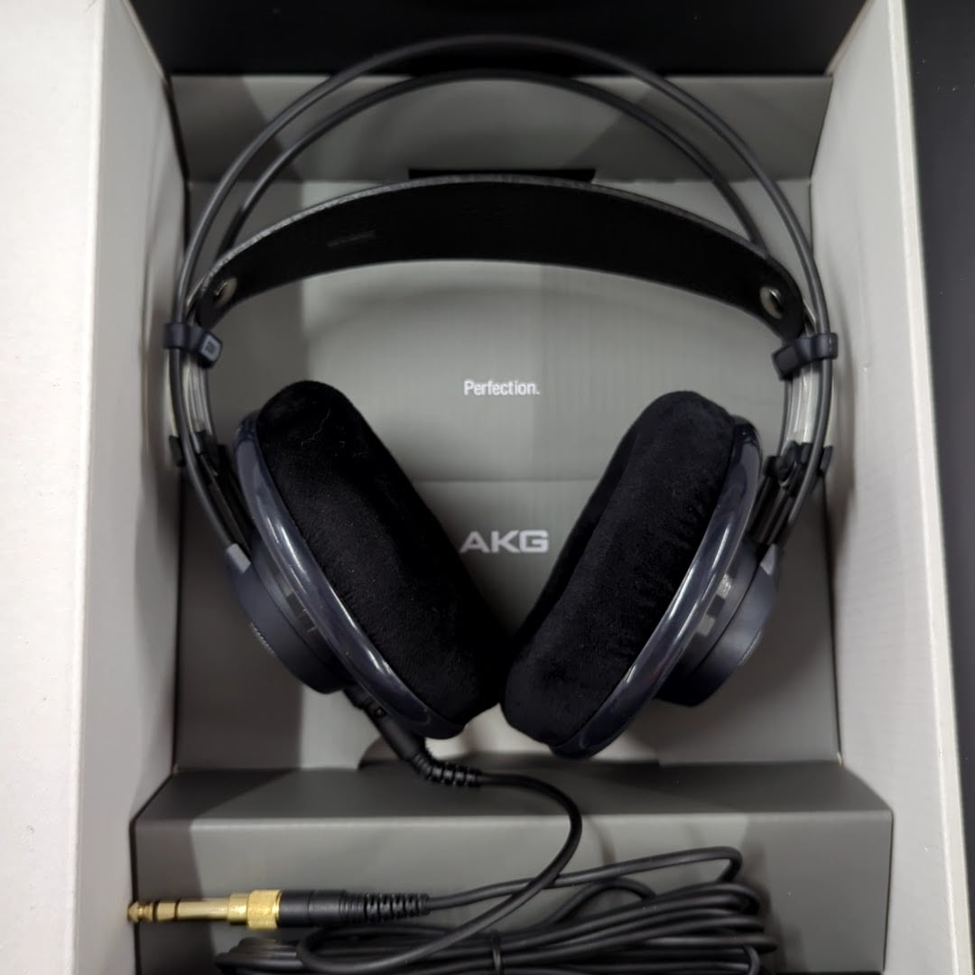 AKG K702 オープンエアー型ヘッドホン Amazon.co.jp: AKG K702 オープンエアー型ヘッドホン : 家電＆カメラ