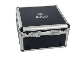 AKG P220 サイドアドレス型コンデンサーマイク (ラージダイアフラム