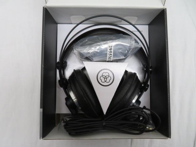 AKG K240 MKII-Y3 モニターヘッドホン (セミオープンエアー) メーカー