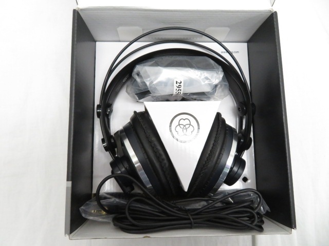 AKG K271 MKII-Y3 モニターヘッドホン (密閉型) メーカー再生品