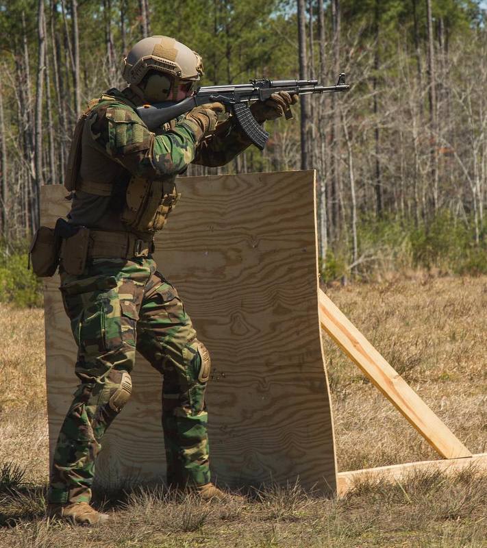 AVS LOW PROFILE BELT CO