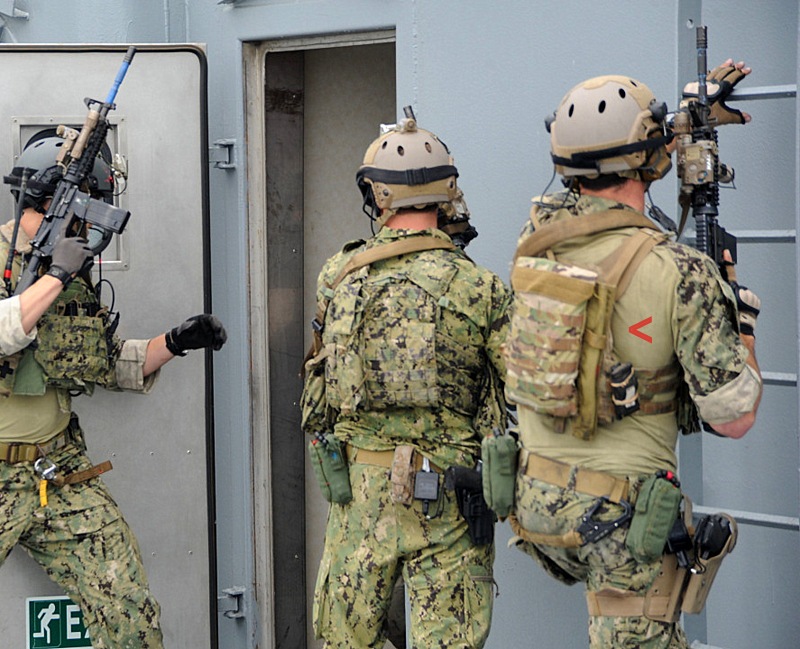 LBT STRIP CHARGE POUCH AOR1