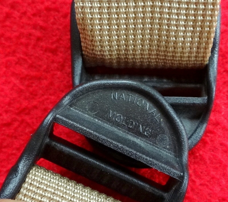 HELMET O2 MASK BUCKLES