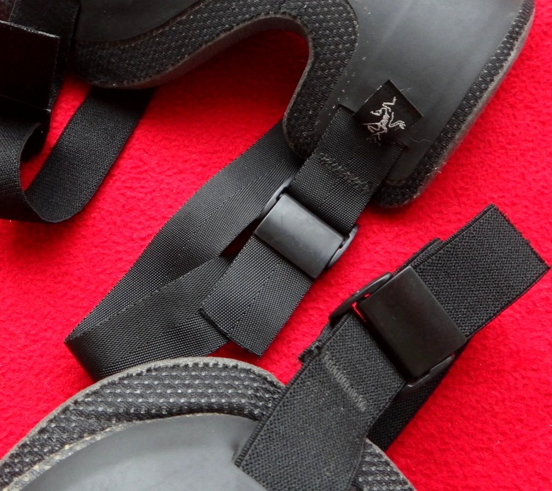 ARC'TERYX KNEE CAPS