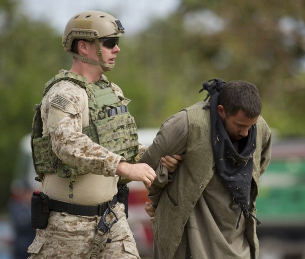 LBT-6094A PLATE CARRIER AOR2