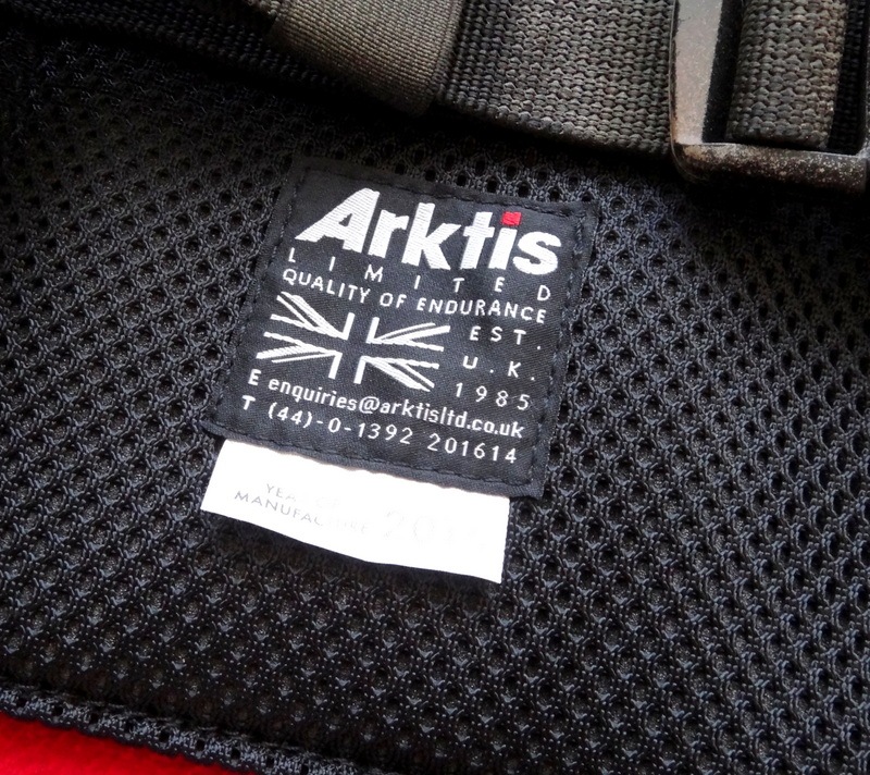 ARKTIS BACK COVERT MAG RIG