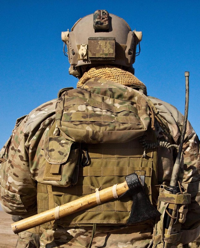 HINGE FRONT RADIO POUCH