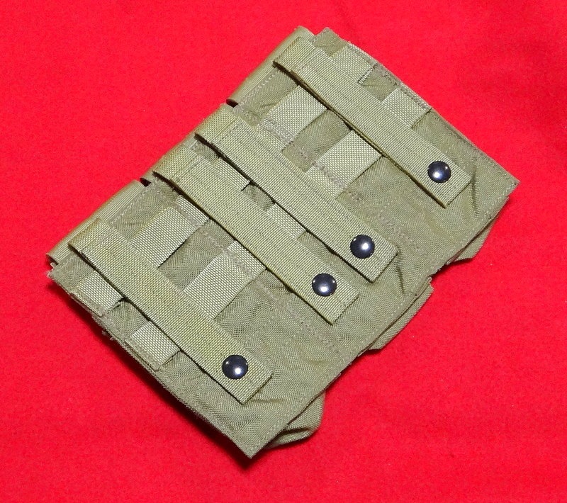 MLCS TRIPLE M4 POUCH KH