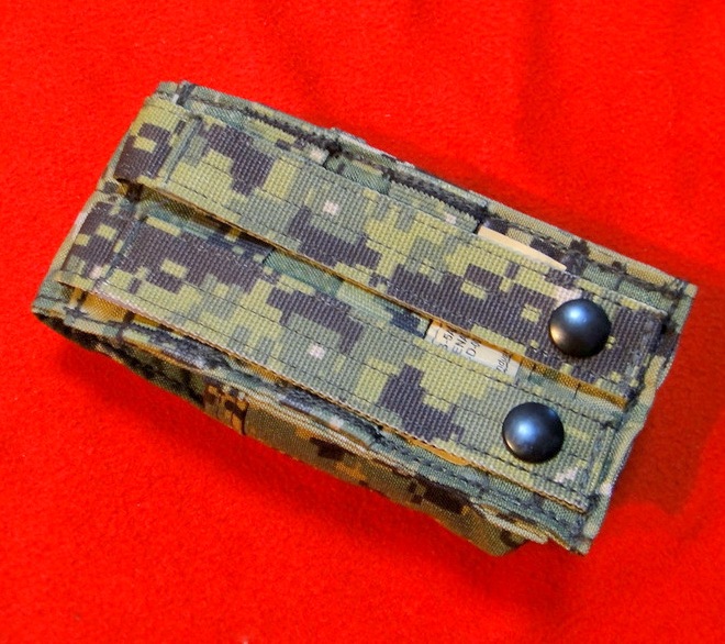 SMOKE GRENADE POUCH AOR2