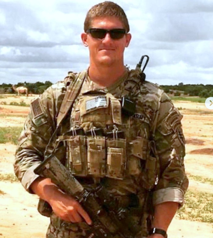 EAGLE ADMIN POUCH MC