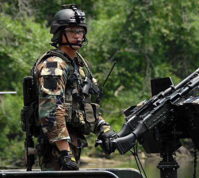 PETZL TACTIKKA PLUS GREEN