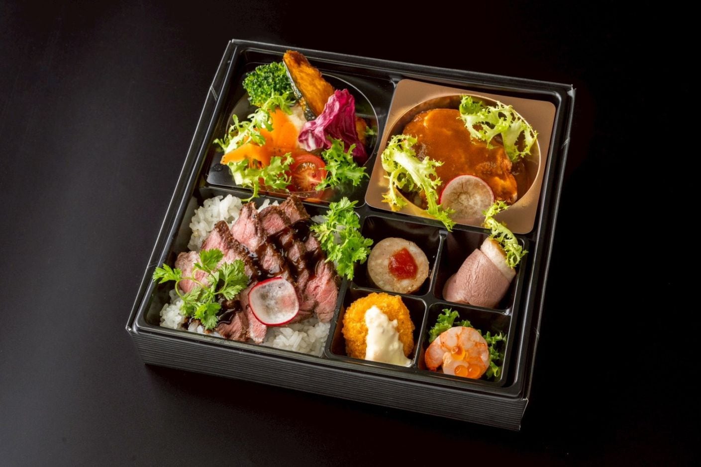 KAKITUBATA 杜若～希少部位のタリアータとトリュフ香る自家製ハンバーグ弁当～