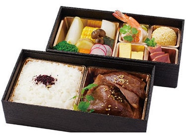 【A5ランク】特選黒毛和牛焼肉弁当（肉大盛り）【蒸し野菜がナムルに変更となります。】