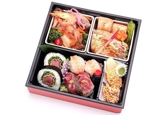 大輪箱 真鯛の煮付と特選和牛握り盛り合わせ