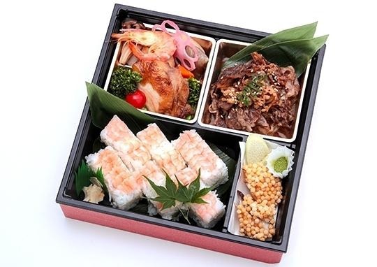 雅箱 特選和牛薄切り焼肉と海老の押し寿司