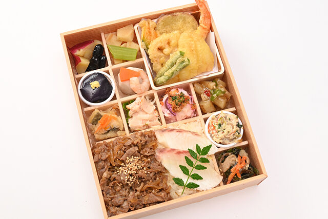 葉月（はつき）～黒毛和牛すき焼き重と鯛めし～