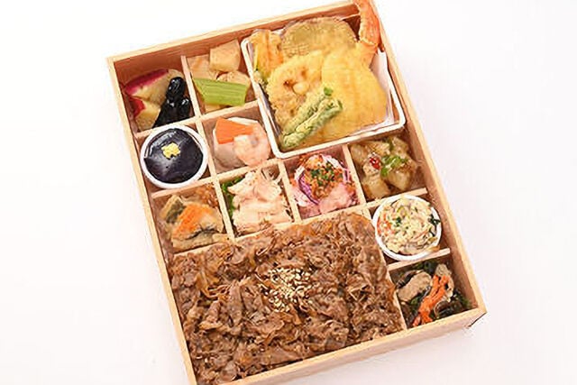 霜月（しもつき）～黒毛和牛すき焼き重～