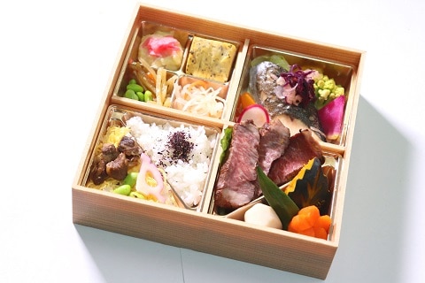 牛ステーキとさわらの彩りサラダ仕立て