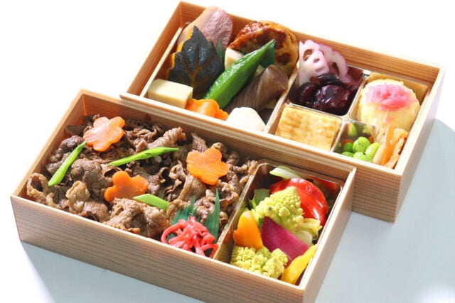 漢方和牛めし2段弁当
