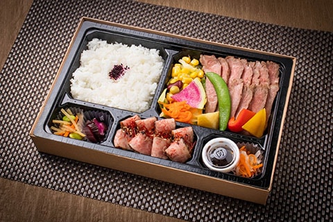 【ECO容器】特選黒毛和牛ローストビーフと極選オーガニックビーフステーキ御膳