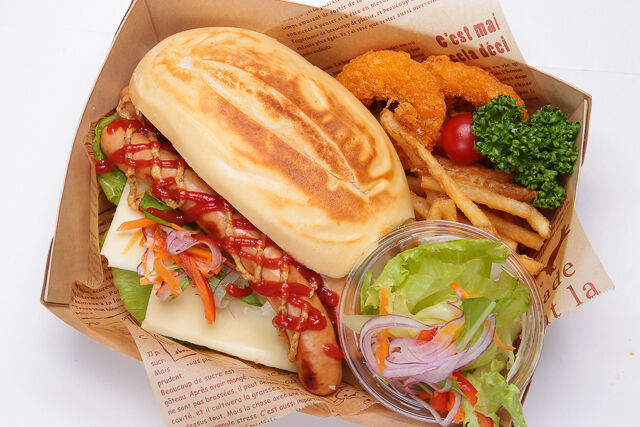 ダブルHOTDOGチーズサンド