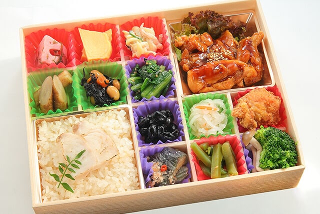 四季彩匠和膳～鯛めし＆グリルチキン～