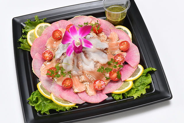 たことサーモンのカルパッチョ～バジル風味～