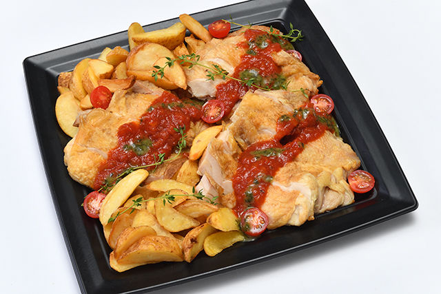 若鶏のソテー～トマトバジルソース～