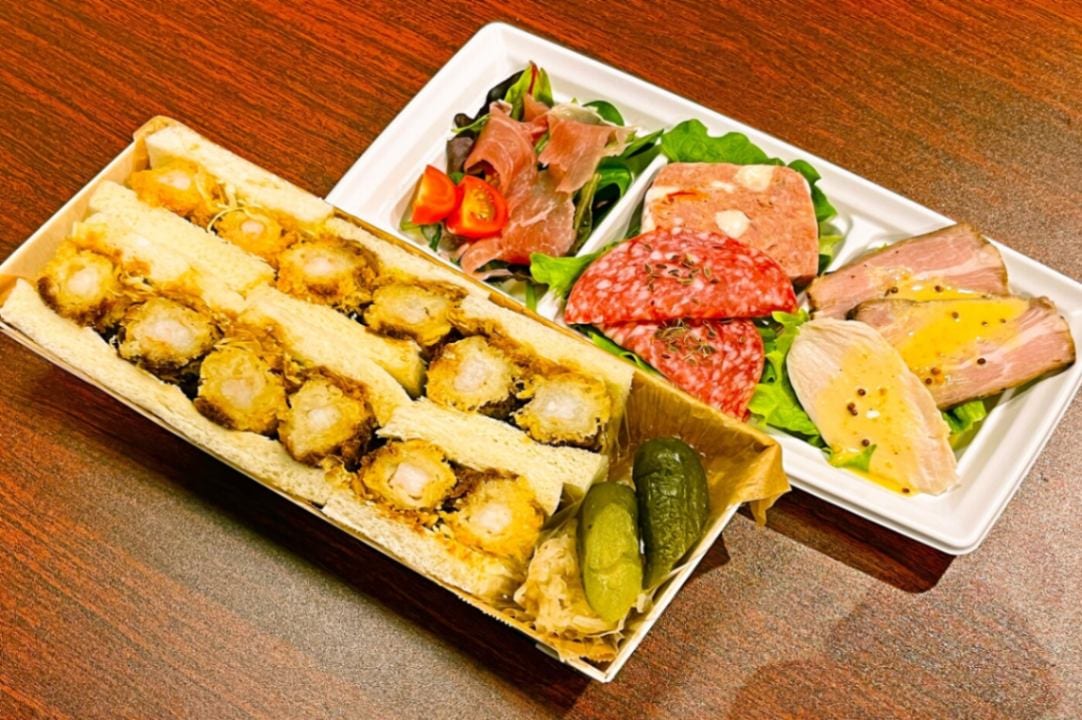 【3種のデリとサンドイッチセット】エビフライサンド