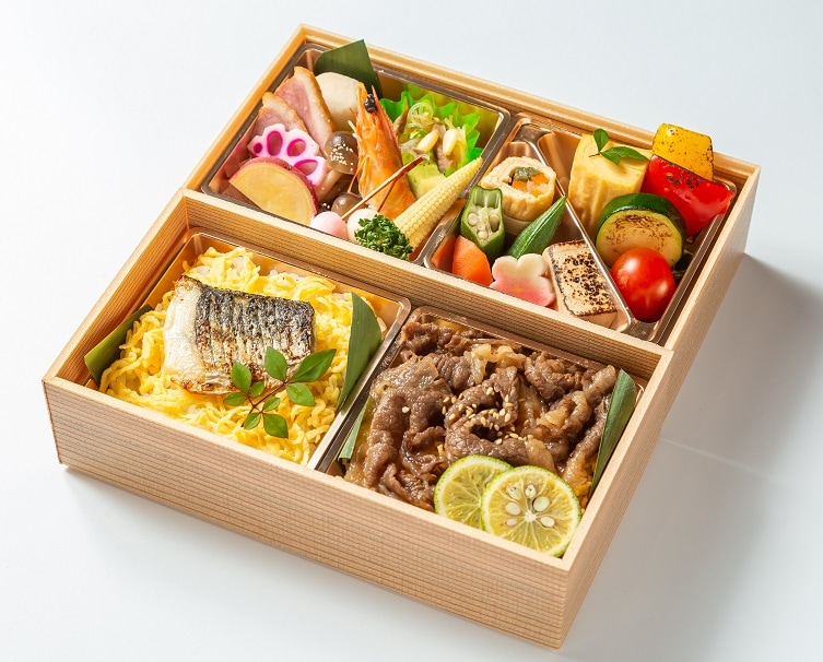 特製！オリーブ牛のすき焼き＆サワラのトリュフ香り焼きわくわく幸せ二段重