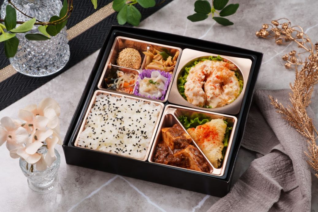 玄武～濃厚海老マヨネーズと四川麻婆豆腐～