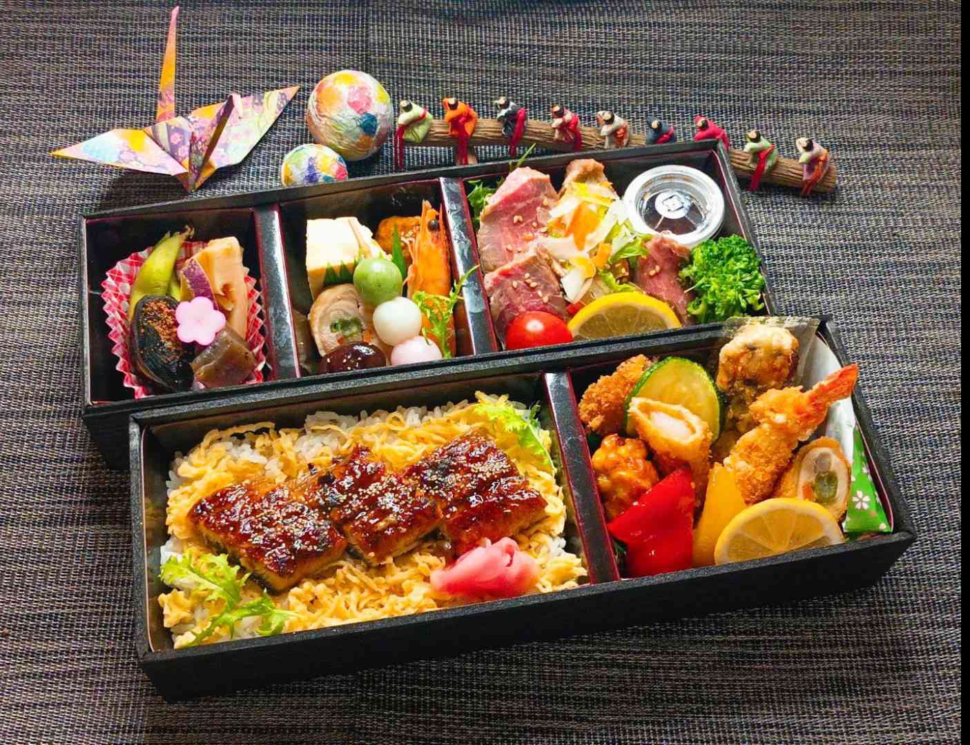 特製トリュフソース牛ステーキ＆うなぎ蒲焼き　特製ニ段重