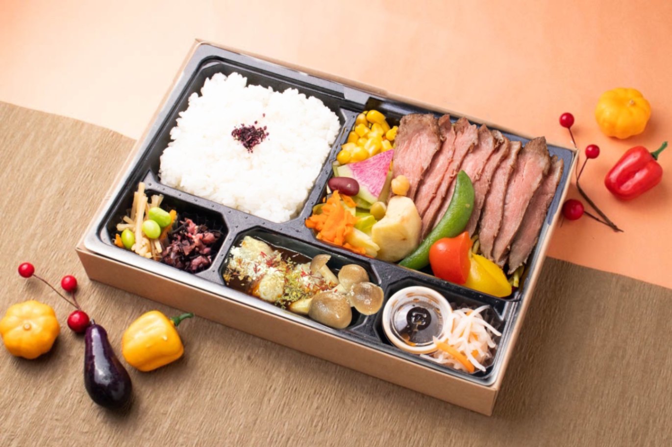 【秋限定】極選オーガニックステーキ&自家製肉団子のキノコデミグラス煮御膳《上》