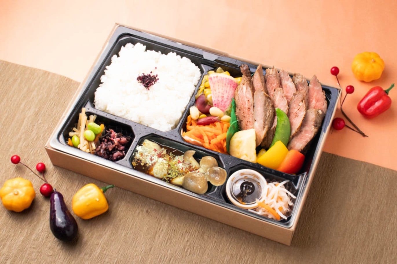 【秋限定】極選オーガニックステーキ&自家製肉団子のキノコデミグラス煮御膳《特上》