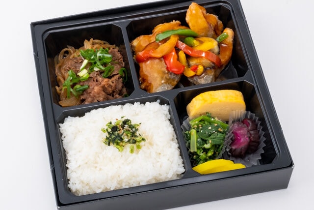 サバの竜田揚げ甘酢餡かけとすき焼き弁当(お茶なし)