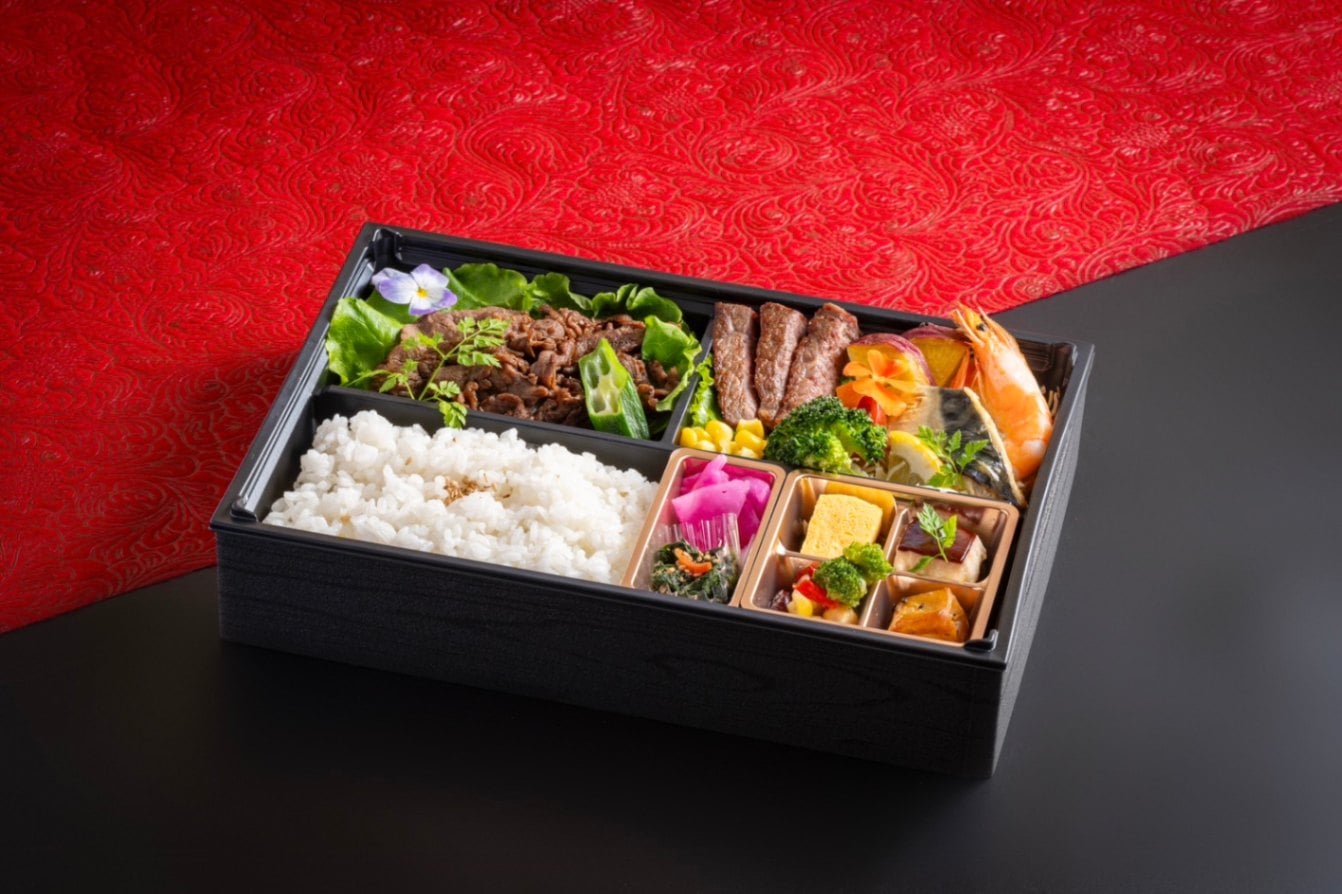 ～清～氷見牛すき焼きと柔らかステーキ御膳