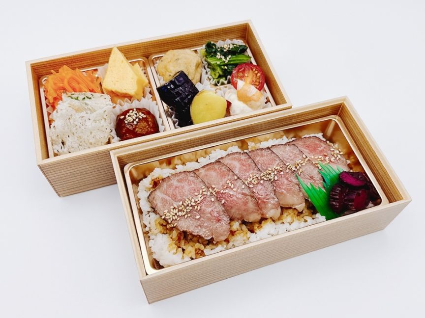 黒毛和牛A5カルビステーキの二段重