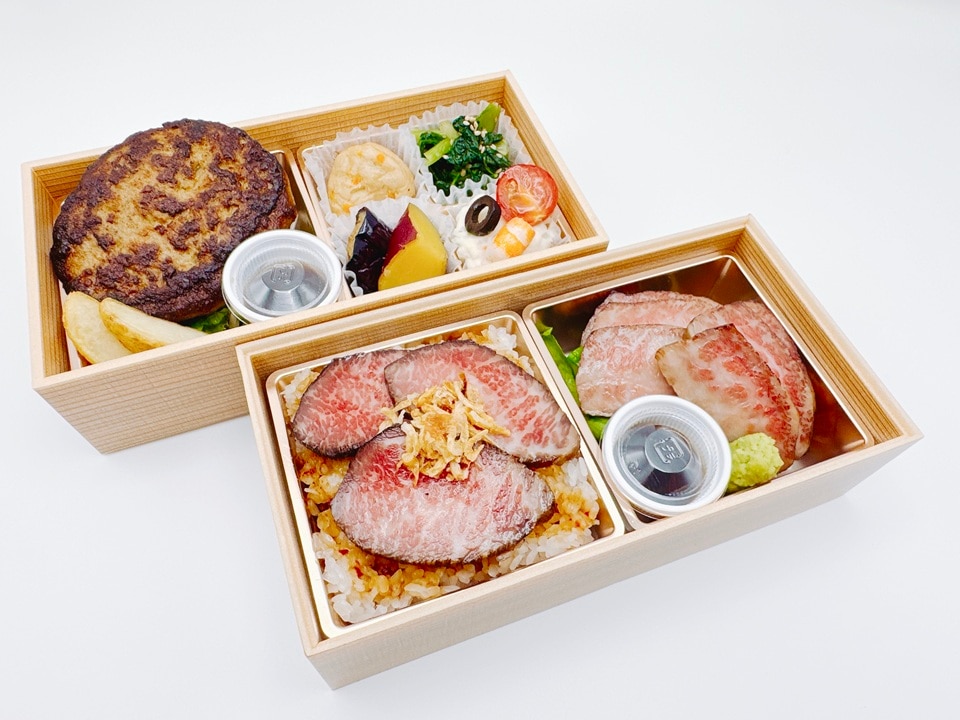 黒毛和牛A5カルビステーキとローストビーフ重にハンバーグでおもてなし