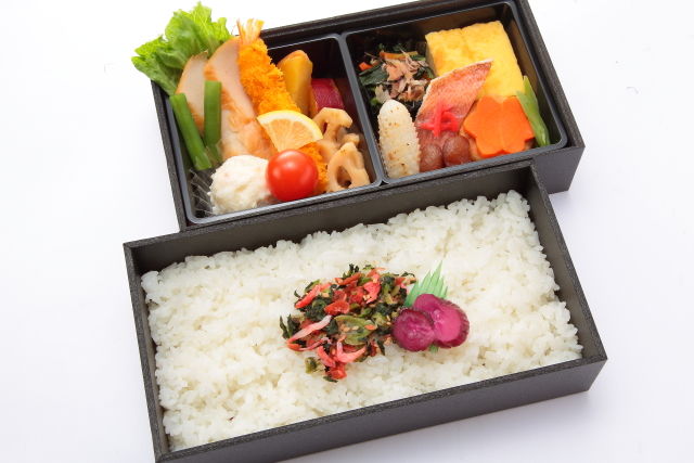 梅ちり幕の内御膳～十二種の和菜～