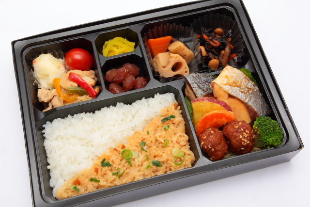 ぶりの照り焼き幕の内弁当