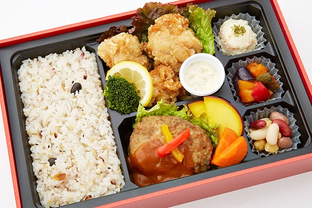 デミハンバーグとチキン南蛮BOX