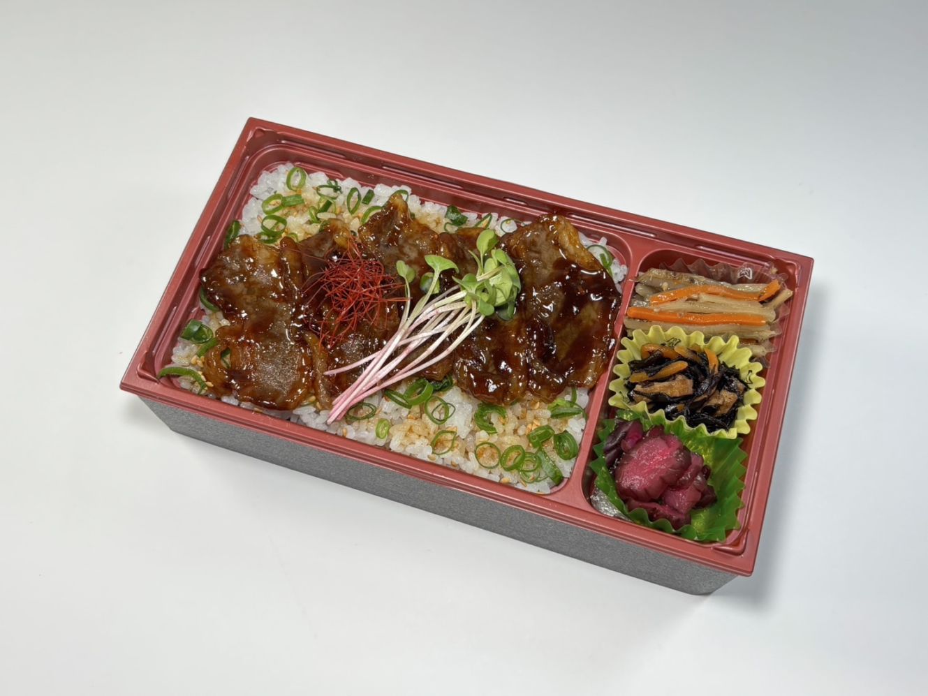 【ご好評につき12月末日受注分迄限定2500円→2160円】和牛カルビ旨辛焼肉重