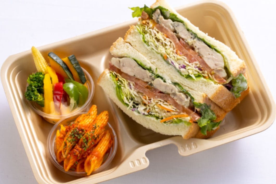 バジルチキンサンド