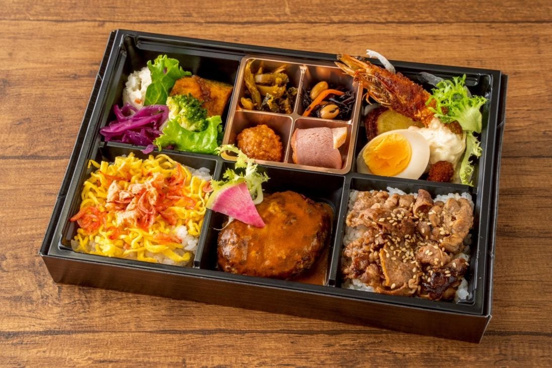 カーニバル～自家製ハンバーグ＆エビフライ＆自家製ダレ焼肉重弁当～