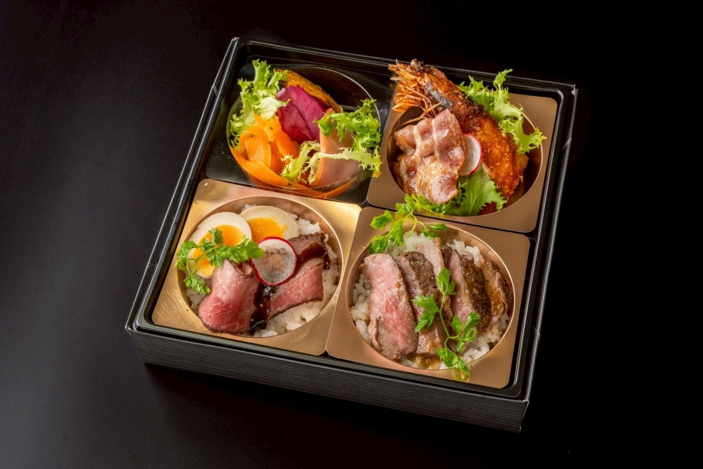 HOZUKI 鬼灯～希少部位のタリアータとエビフライと特選ローストビーフ弁当～